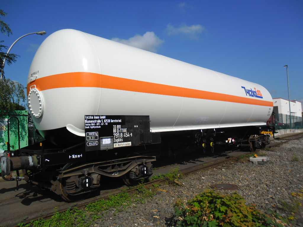 Kesselwagen 95 CBM Transport Tyczka Trading